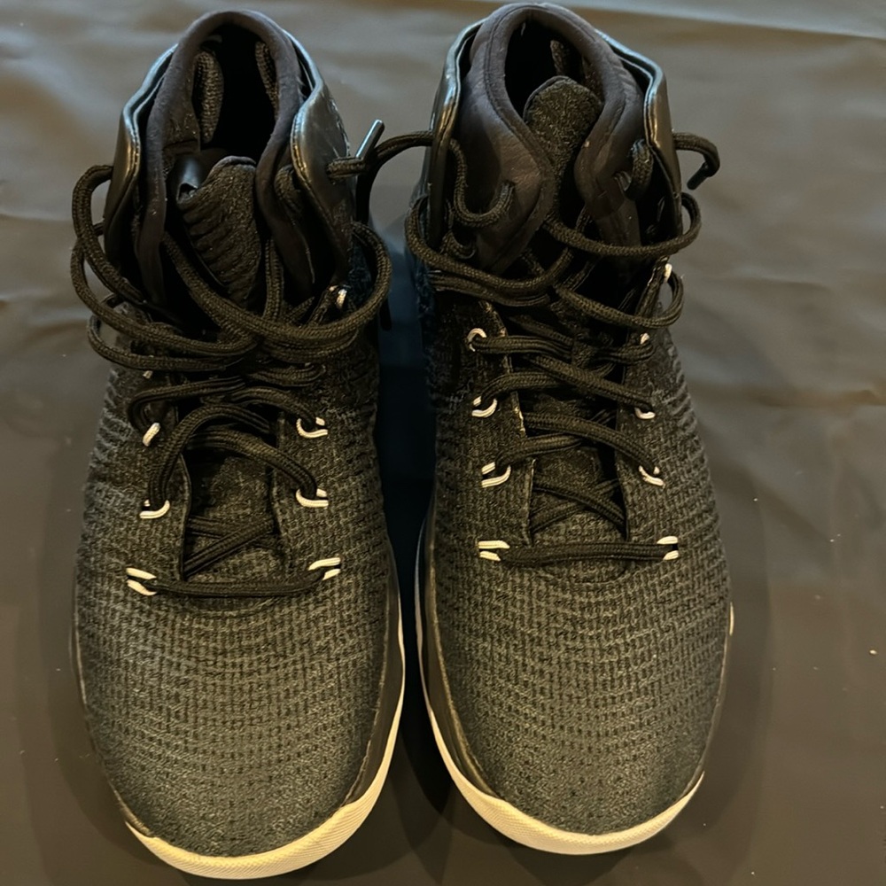 Nike air jordan XXXI Blackcat 845037 men’s size  10.5.